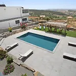 Peace House لورينها